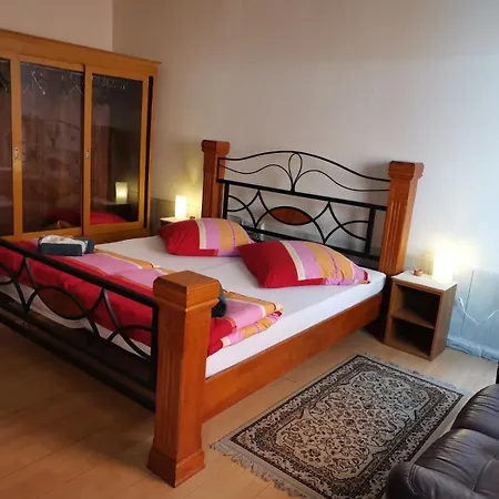 Wellcome In Evita House * Dassel